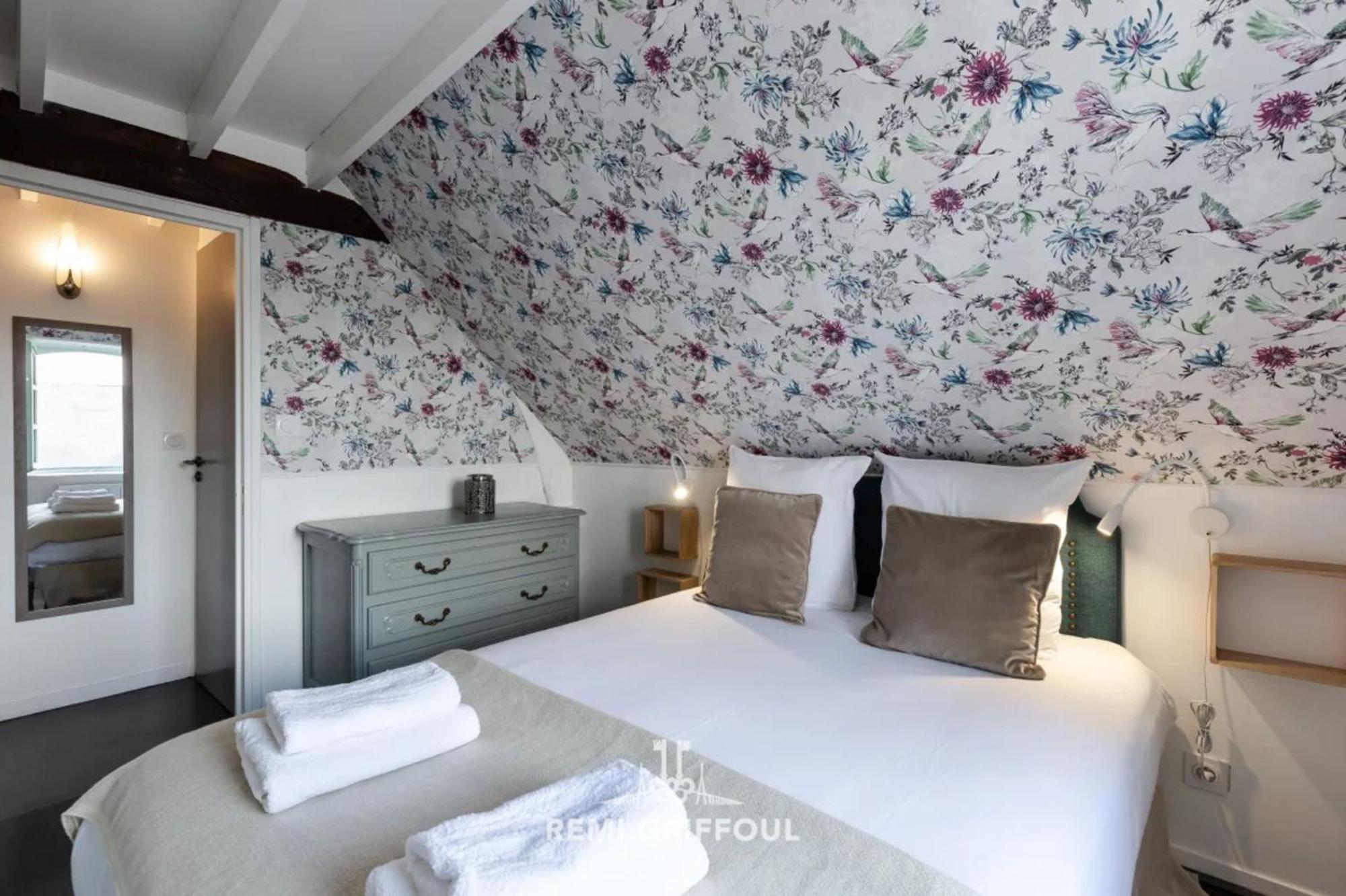 Le Phare Bleu Center & Beach 2 To 4 Guests